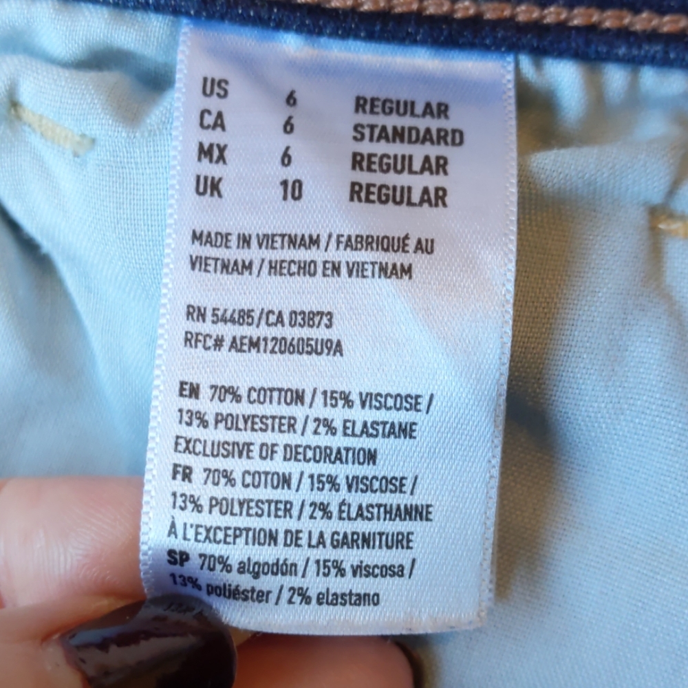 🛑 SOLD! American Eagle Super Stretch Kick Jeans - Picture 6 of 7